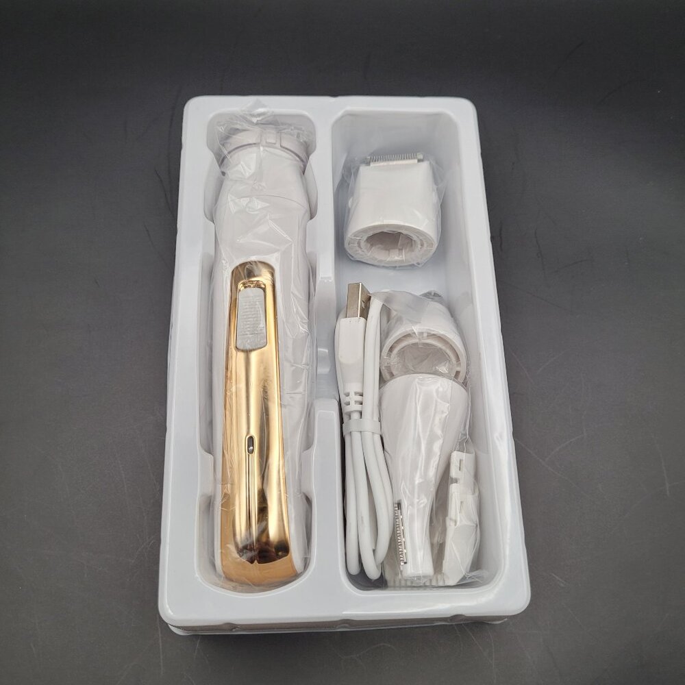 Womens Electric Razor - Picture 2 of 4